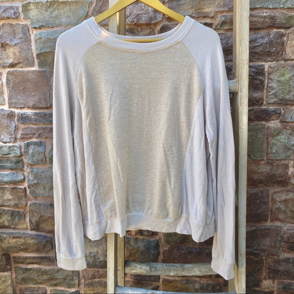 Akaiv Two Tone Raglan Style Long Sleeve Pullover Sweater M